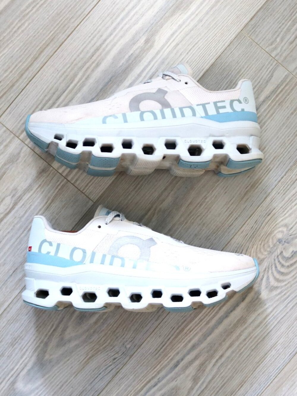 On Cloudmonster Running Shoes Women's Frost Wash Athletic Gym CloucTec Size 9
